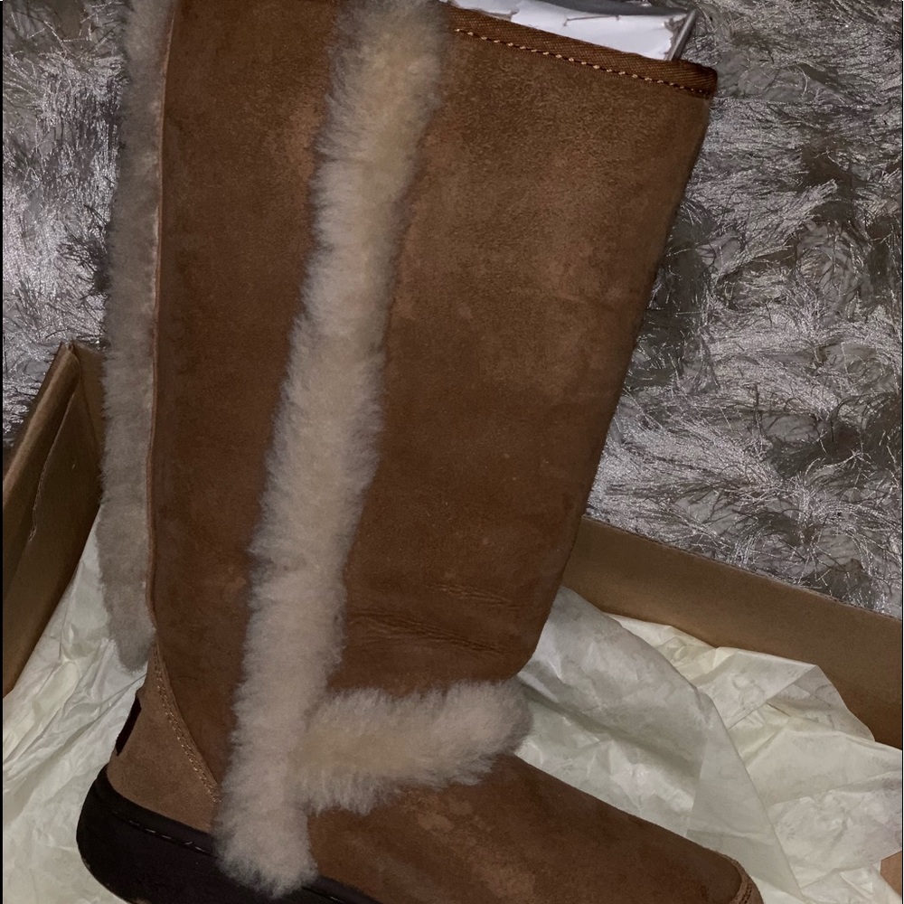 Ugg sunburst y’all